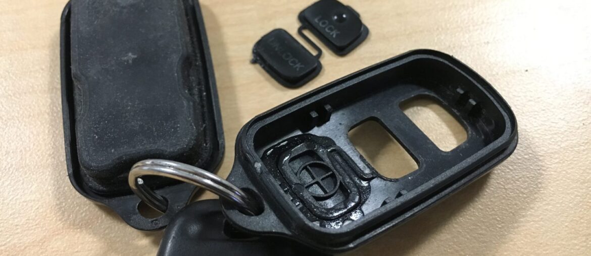toyota keyless entry remote sensitive buttons