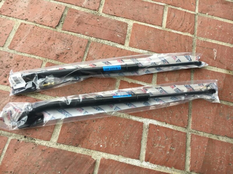 4runner 4th tailgate strut replacement