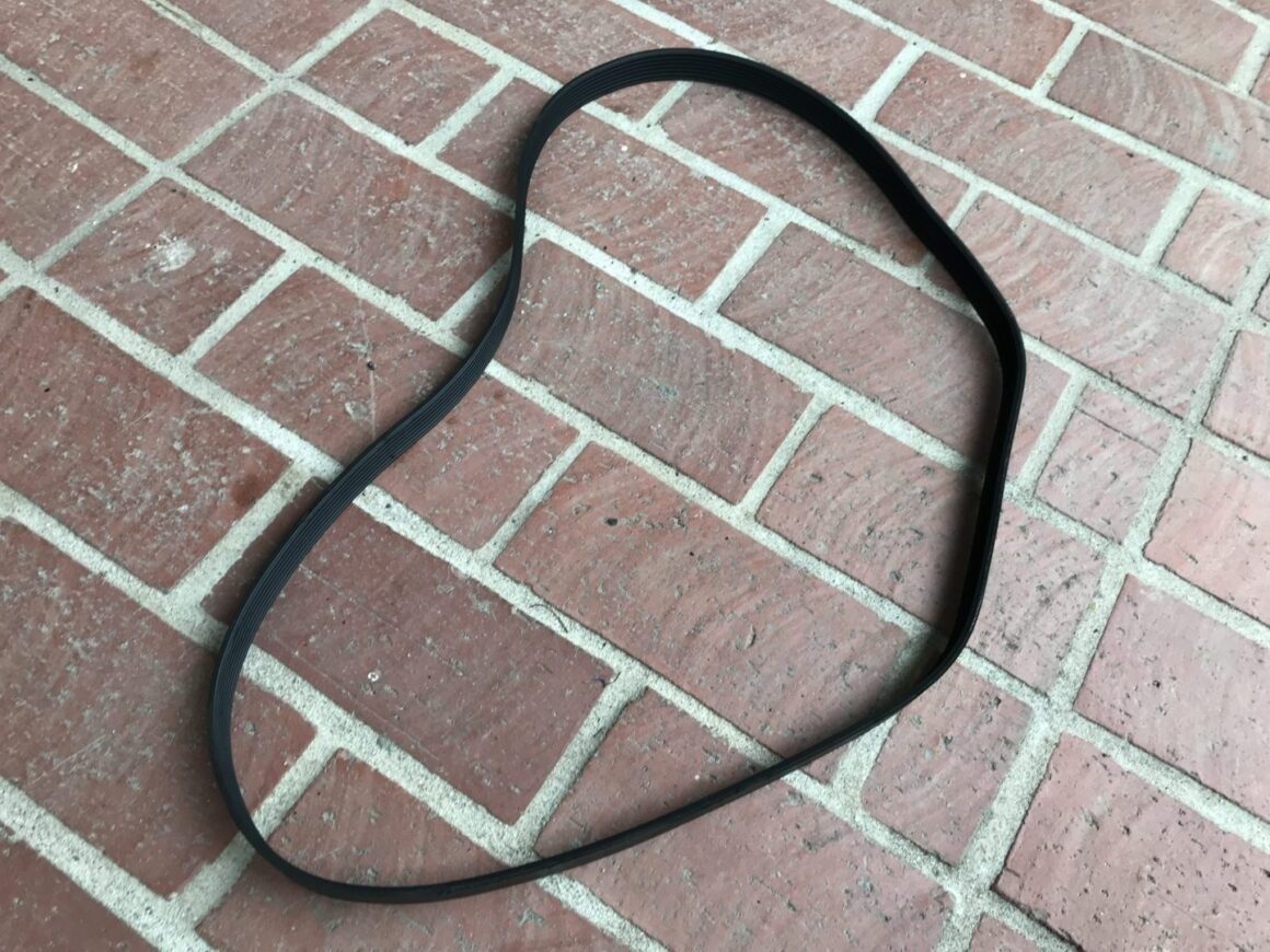lexus is350 drivebelt